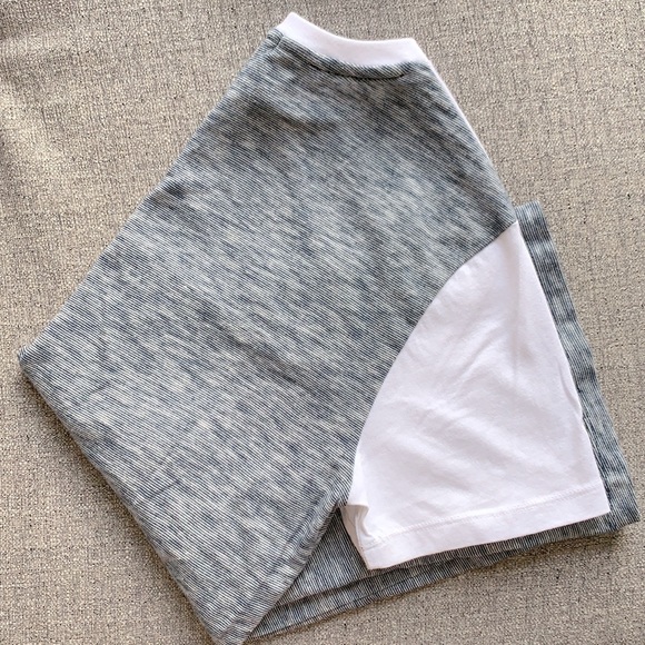 Forever 21 Men T-shirt - Picture 2 of 3